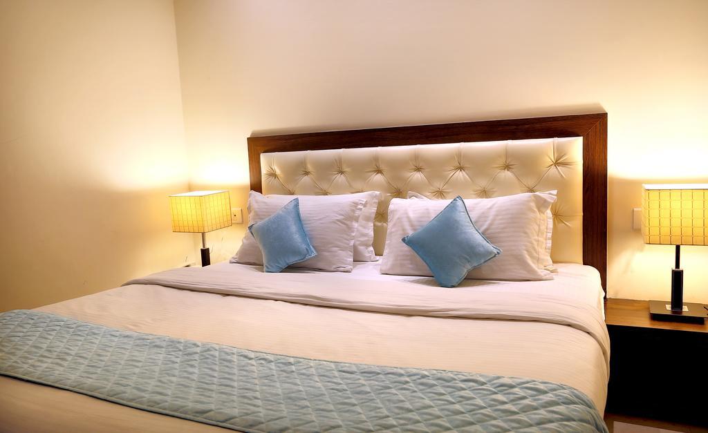 Hotel Rk Grande Ludhiana Luaran gambar