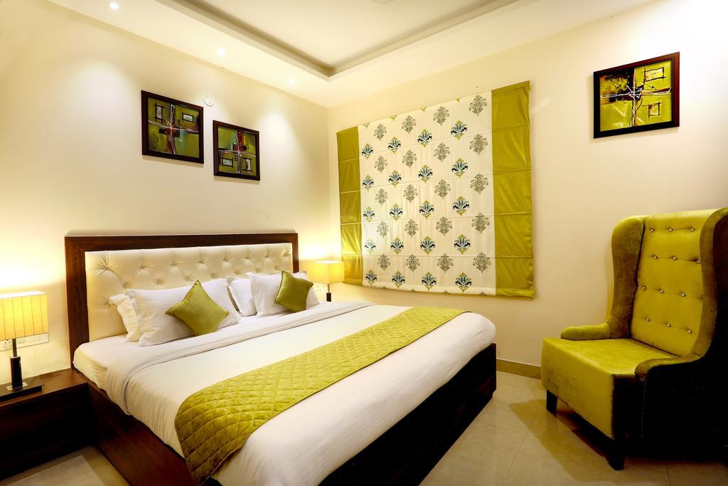 Hotel Rk Grande Ludhiana Bilik gambar