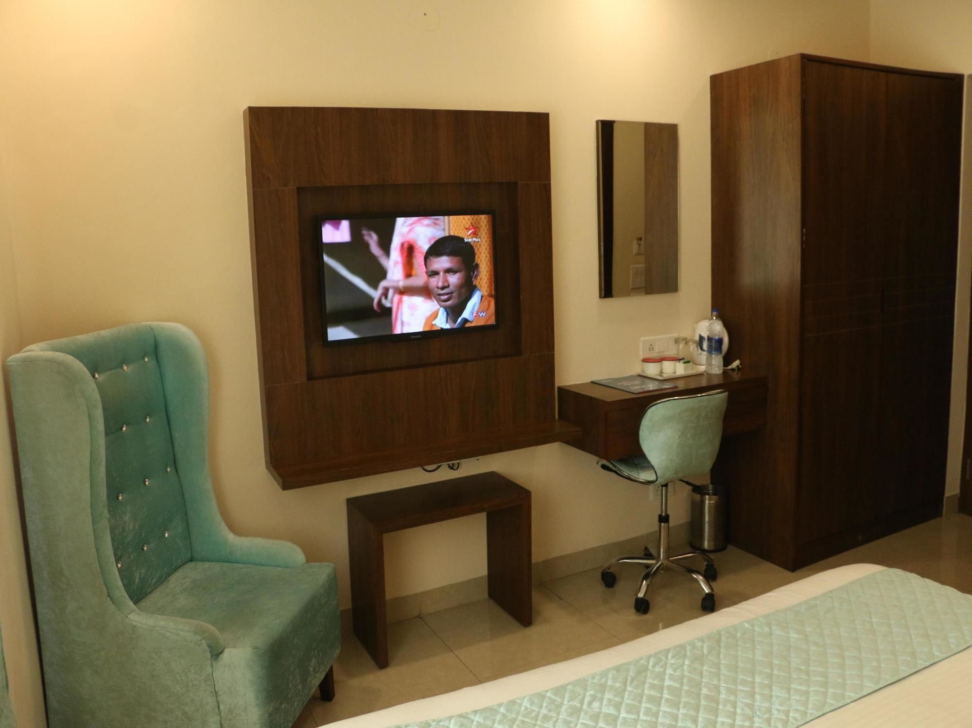 Hotel Rk Grande Ludhiana Luaran gambar